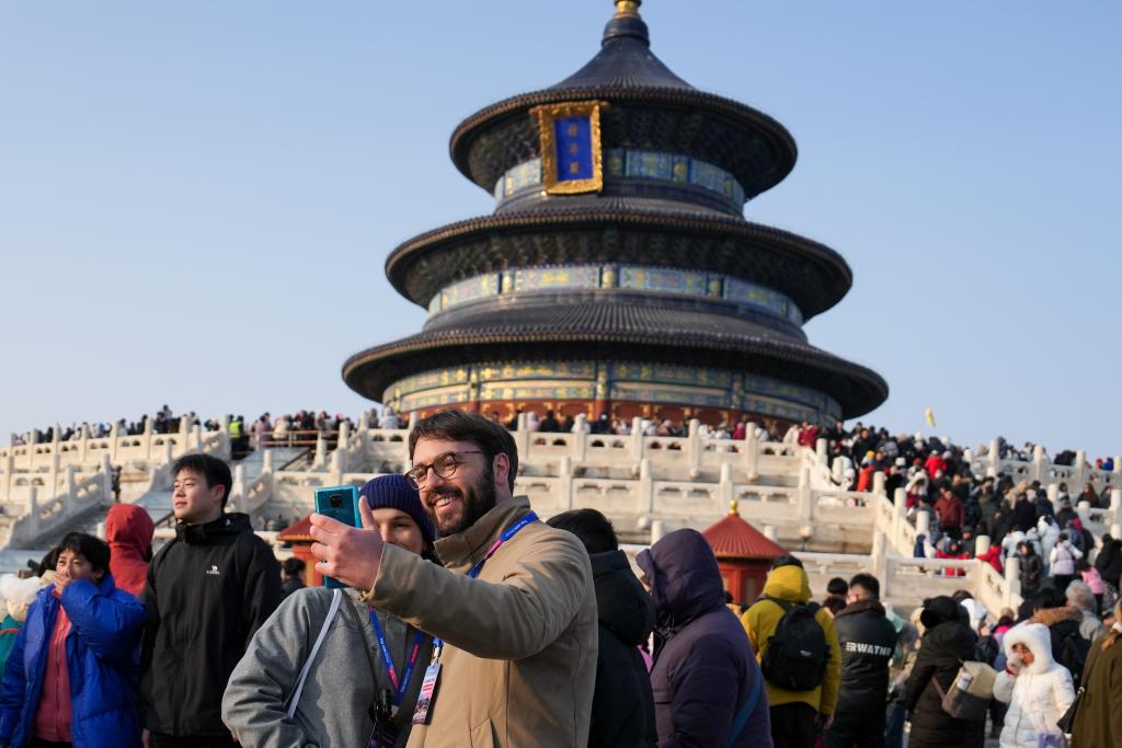 九游娱乐文旅市场热潮涌动 服务贸易释放新动能(图2)