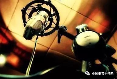 九游娱乐绘声绘色、身心共振他们用声音征服世界