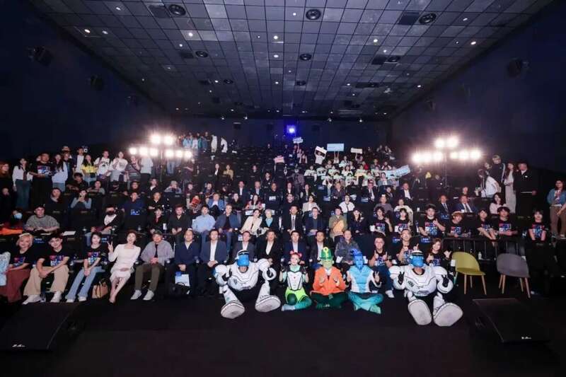 动画电影《疯狂电脑城》在长春首映九游娱乐(图4)