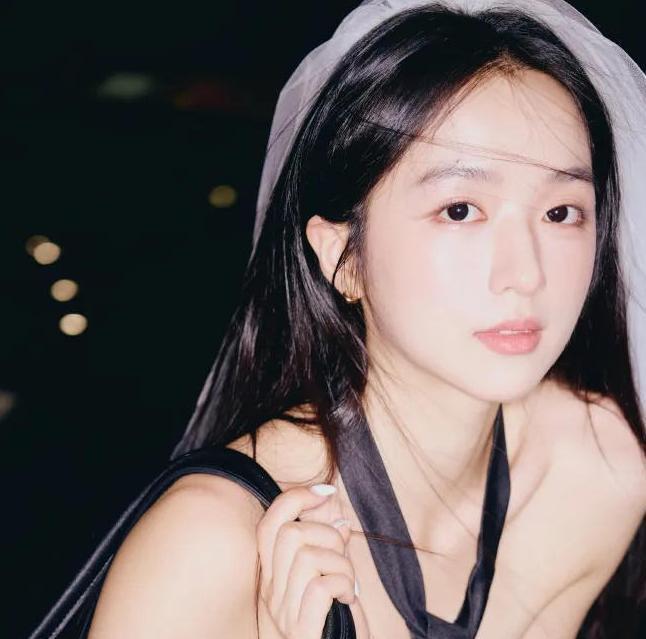 戏还没演明白就到九游娱乐处抢饭碗他们的观众缘丢的一点不冤!(图1)