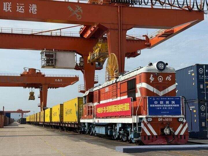 九游娱乐微视频｜以数观势！看中欧班列亮眼成绩(图1)