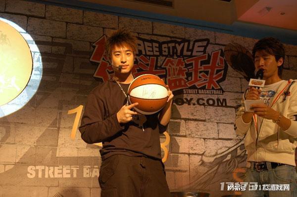 九游娱乐网游时光机：2005网游代言考古这波回忆杀直接杀疯8090(图30)