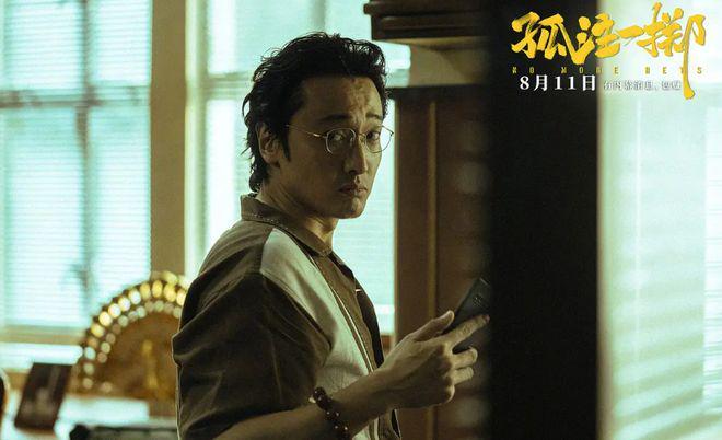 明明九游娱乐挂着“零蛋”却称“百亿票房先生”求求这3位演员别吹了(图18)