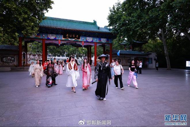 九游娱乐2025“汉语桥”中文+影视配音主题夏令营活动在邯郸开营(图10)