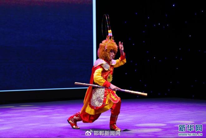 九游娱乐2025“汉语桥”中文+影视配音主题夏令营活动在邯郸开营(图4)