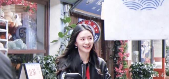 女演员长相多重要九游娱乐？看《陷入我们的热恋》中刘浩存和张昕懿就懂了(图30)