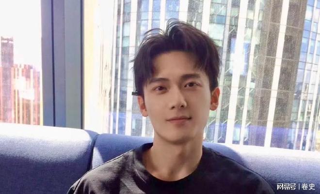 女演员长相多重要九游娱乐？看《陷入我们的热恋》中刘浩存和张昕懿就懂了(图26)