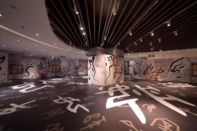 九游娱乐知名影视公司携顶配资源进军VR内容赛道沉浸式文旅消费为何强势崛起？(图1)