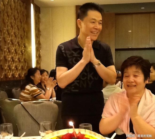 九游娱乐于朦胧去世后另一位明星走上他的后路曾是乔峰配音演员(图8)