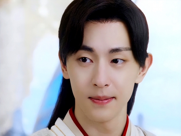 面相变了！封杀 3 年后邓伦近照流九游娱乐出昔日顶流只剩憔悴(图11)