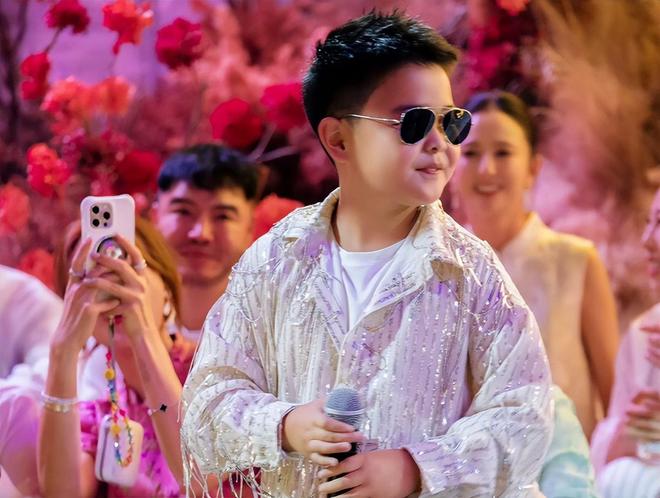 各大晚会成星二代练习场扎堆出道不九游娱乐能只靠硬捧有实力才是王道(图5)