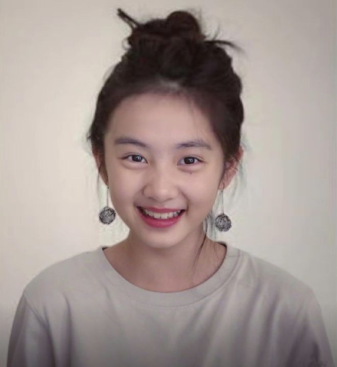 各大晚会成星二代练习场扎堆出道不九游娱乐能只靠硬捧有实力才是王道(图6)