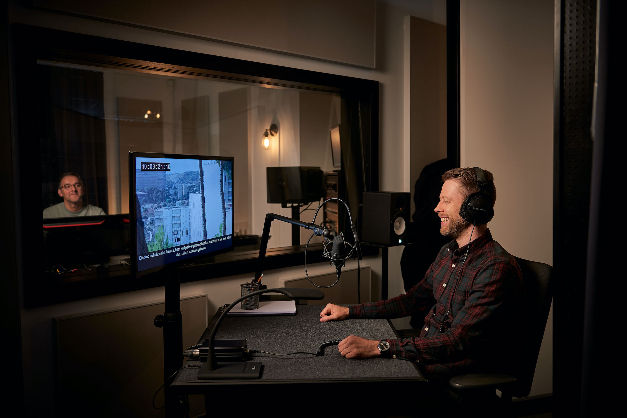 九游娱乐好莱坞与AI：声优行业的未来危机与《咒术回战》的启示(图1)