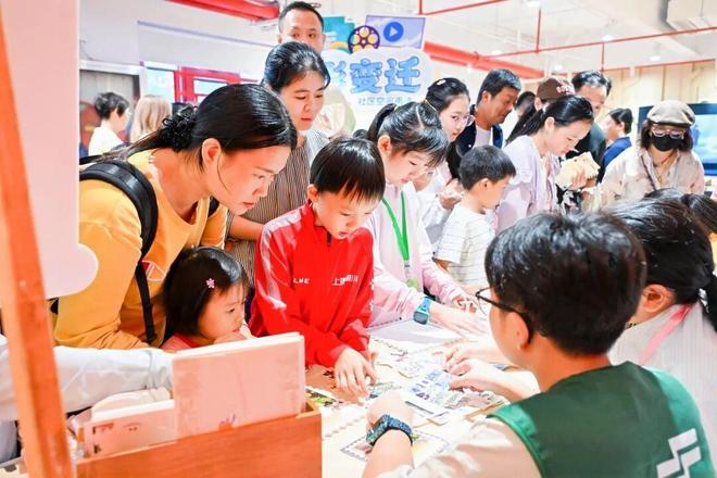 解码居九游娱乐住基因、社区空间再造、未来居住畅想……杨浦青少年探索“我们的美好生活”(图9)