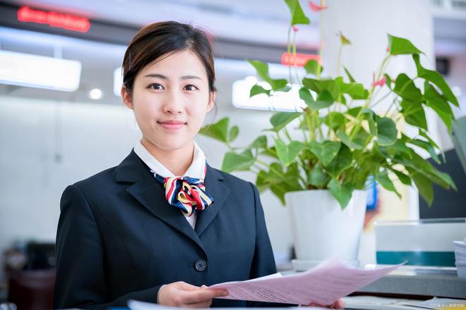 九游娱乐两年前黄金485买了100克今年涨到800元她真去卖的时候懵逼了(图7)