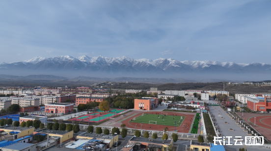 九游娱乐广播剧《天山的召唤》正式开机 “声”动演绎援疆教师动人故事(图7)