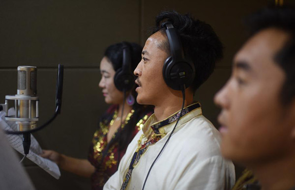 【文体艺苑】开学季新变化：新教材 新政策 新课表九游娱乐(图1)