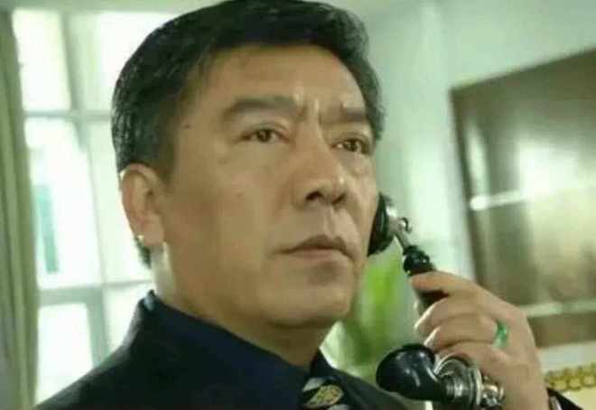 九游娱乐上海主持崔杰：娶乔奇女儿主持《相约星期六》69岁是当红演员(图12)