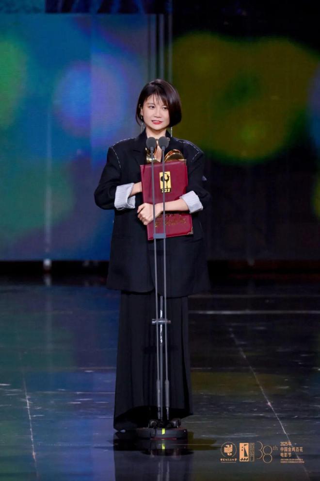 九游娱乐第38届中国电影金鸡奖揭晓《好东西》获最佳故事片奖等三项大奖(图3)