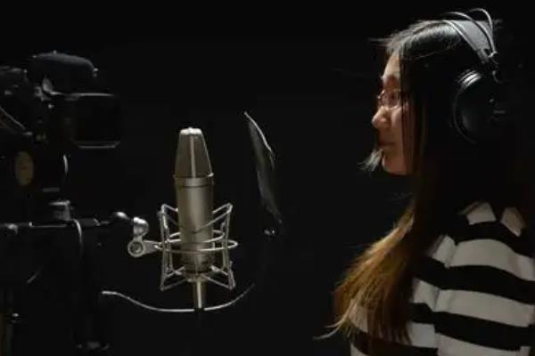 金晨、王安宇谈给《疯狂动物城2》配音九游娱乐：是尝试更是突破！(图1)