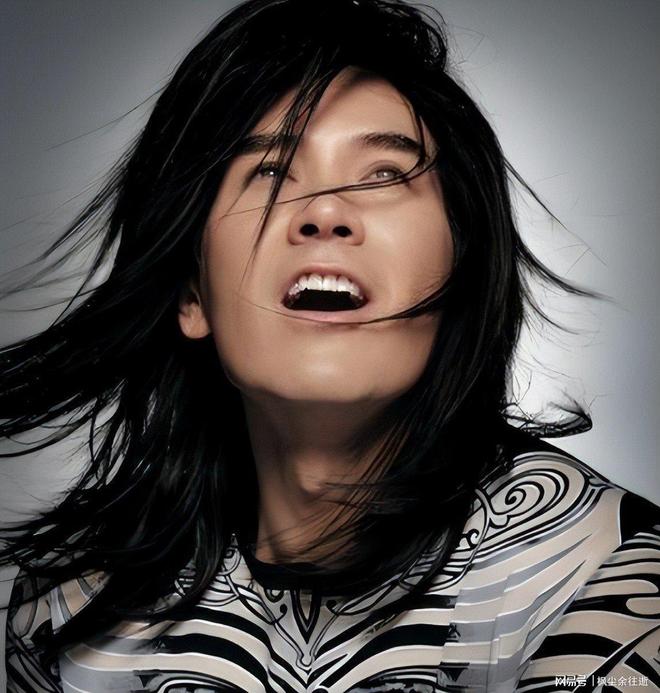 九游娱乐一步错步步错出道44年洁身自好的费翔一夜之间“翻车”了(图3)