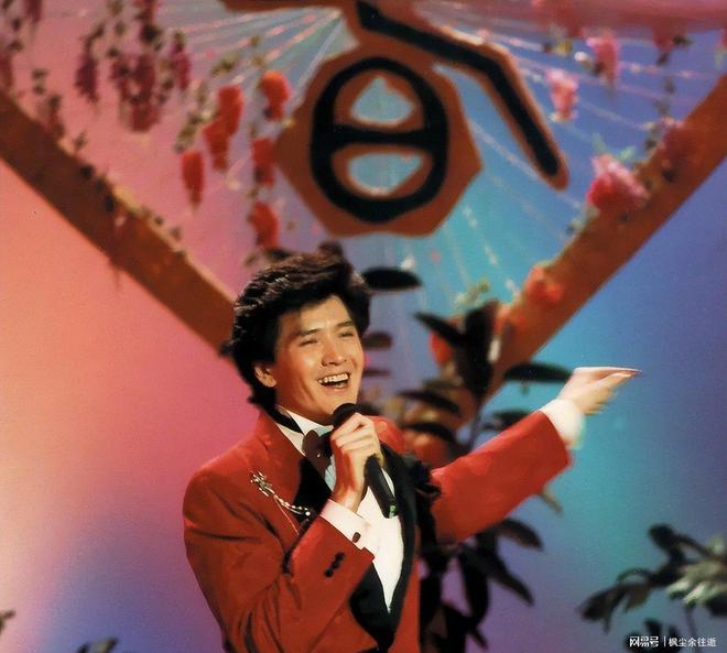 九游娱乐一步错步步错出道44年洁身自好的费翔一夜之间“翻车”了(图6)