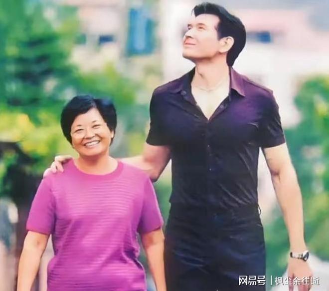 九游娱乐一步错步步错出道44年洁身自好的费翔一夜之间“翻车”了(图11)