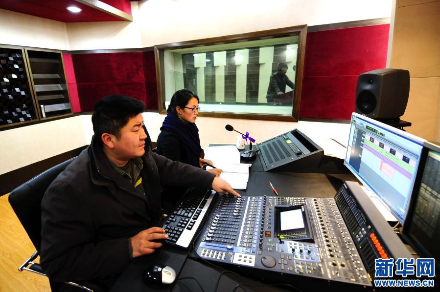 《疯九游娱乐狂动物城2》回归：国语配音“不翻车”工业糖精也不齁人(图1)