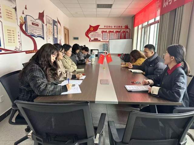 九游娱乐研究生、海外留学经历占比50%+！成都绵实外最强高中外语组 。(图2)