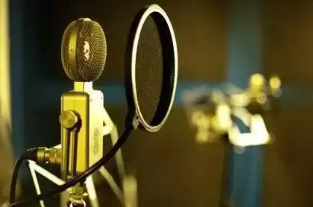 AI“偷声九游娱乐”成灰产守护声音人格权刻不容缓(图1)