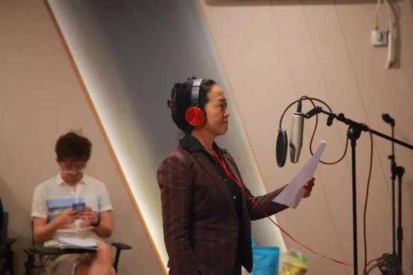 九游娱乐潮评丨配音演员集体维权AI“偷声”岂可肆意妄为(图1)
