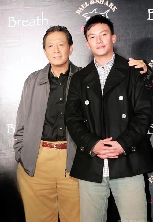 九游娱乐性感阴湿男正在统治内娱(图36)