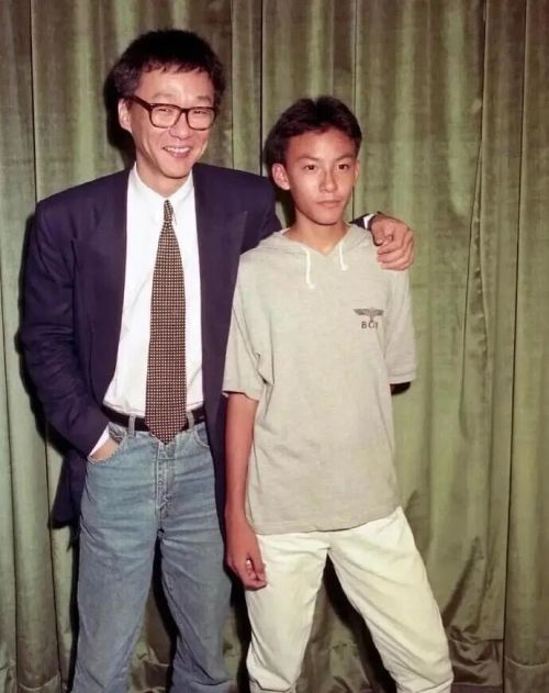 九游娱乐性感阴湿男正在统治内娱(图28)